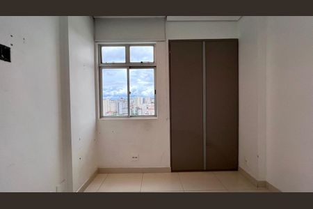 Apartamento à venda com 90m², 3 quartos e 1 vagaquarto 