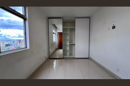 Apartamento à venda com 90m², 3 quartos e 1 vagaquarto 