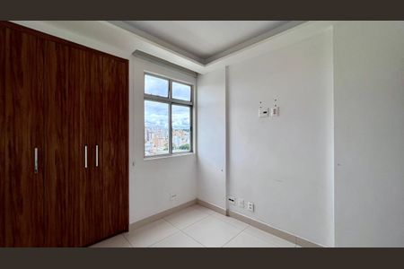 Apartamento à venda com 90m², 3 quartos e 1 vagaquarto 