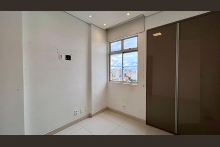 Apartamento à venda com 90m², 3 quartos e 1 vagaquarto 