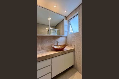 Apartamento à venda com 90m², 3 quartos e 1 vagabanho