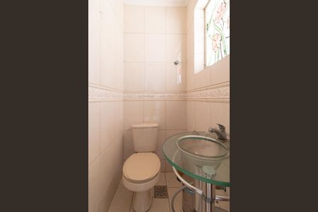 Casa para alugar com 342m², 5 quartos e 2 vagasLavabo