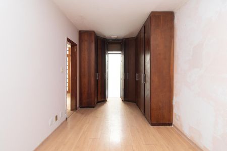 Casa para alugar com 342m², 5 quartos e 2 vagasQuarto 3