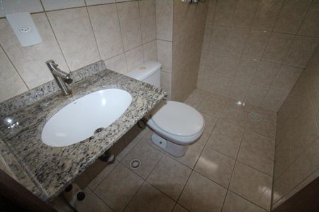 Banheiro de apartamento para alugar com 2 quartos, 68m² em Parque Residencial Aquarius, São José dos Campos
