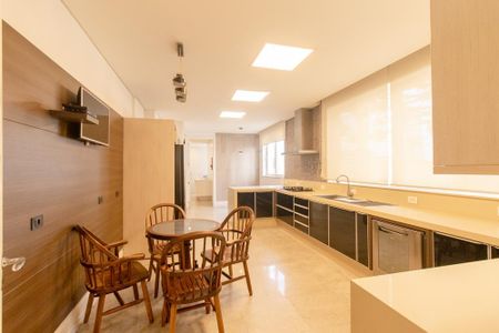 Apartamento para alugar com 340m², 3 quartos e 5 vagasCozinha
