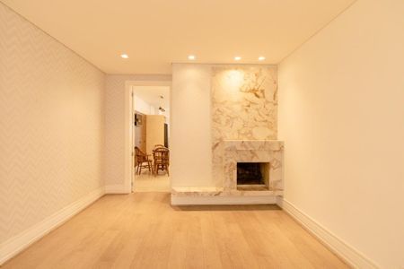 Apartamento para alugar com 340m², 3 quartos e 5 vagasSala