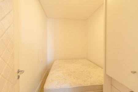 Apartamento para alugar com 340m², 3 quartos e 5 vagasQuarto de Serviço