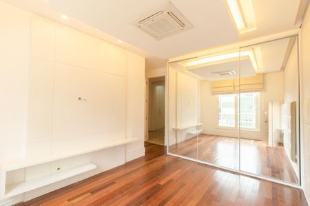 Apartamento para alugar com 340m², 3 quartos e 5 vagasQuarto Suíte 2