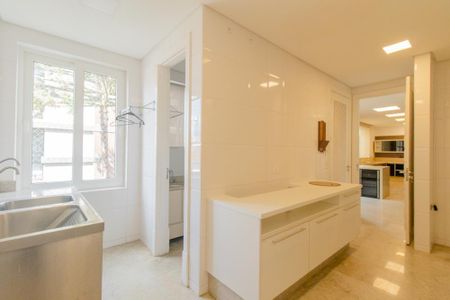 Apartamento para alugar com 340m², 3 quartos e 5 vagasÁrea de Serviço