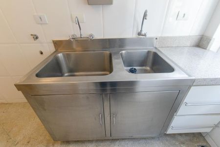 Apartamento para alugar com 340m², 3 quartos e 5 vagasÁrea de Serviço