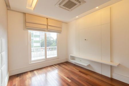 Apartamento para alugar com 340m², 3 quartos e 5 vagasQuarto Suíte 2