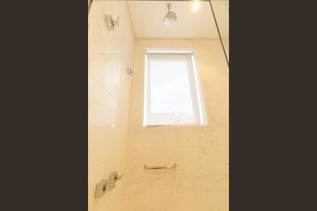 Apartamento para alugar com 340m², 3 quartos e 5 vagasBanheiro da Suíte 2