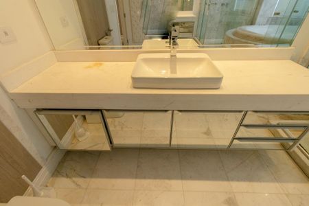 Apartamento para alugar com 340m², 3 quartos e 5 vagasBanheiro da Suíte 3