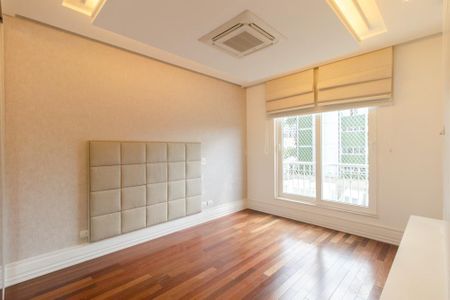 Apartamento para alugar com 340m², 3 quartos e 5 vagasQuarto Suíte 2