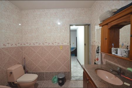 Banheiro da Suíte de casa para alugar com 3 quartos, 250m² em Vila Valqueire, Rio de Janeiro