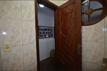 Casa para alugar com 250m², 4 quartos e 3 vagasBanheiro de serviço