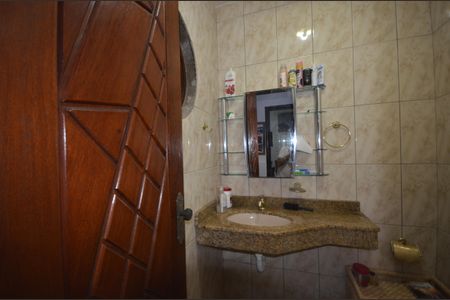 Casa para alugar com 250m², 4 quartos e 3 vagasBanheiro de serviço