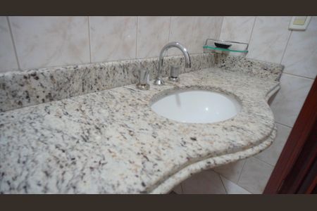 Casa à venda com 600m², 6 quartos e 4 vagas Casa à venda com 600m², 6 quartos e 4 vagasSuite 2