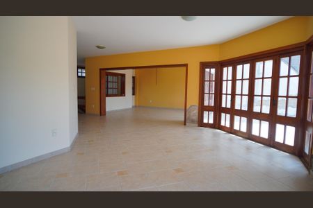 Casa à venda com 600m², 6 quartos e 4 vagas Casa à venda com 600m², 6 quartos e 4 vagasSalão de festas piso 3