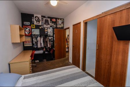 Casa à venda com 227m², 3 quartos e 3 vagas Casa à venda com 227m², 3 quartos e 3 vagasSuíte 2