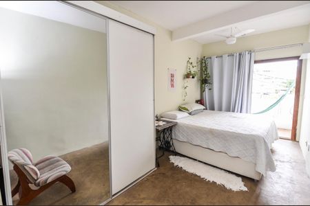 Casa à venda com 227m², 3 quartos e 3 vagas Casa à venda com 227m², 3 quartos e 3 vagasSuíte 1