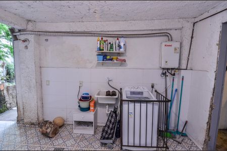 Casa à venda com 227m², 3 quartos e 3 vagas Casa à venda com 227m², 3 quartos e 3 vagasÁrea de Serviço