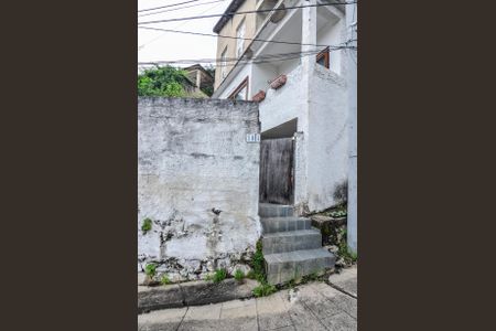 Casa à venda com 227m², 3 quartos e 3 vagas Casa à venda com 227m², 3 quartos e 3 vagasFachada