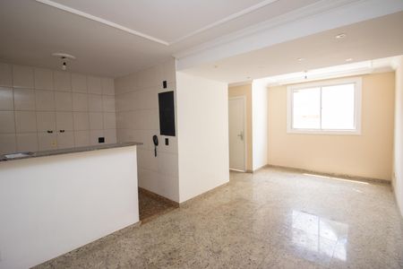 Sala de casa de condomínio para alugar com 3 quartos, 120m² em Cabral, Contagem