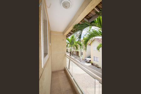 Casa de condomínio para alugar com 120m², 3 quartos e 2 vagasVaranda