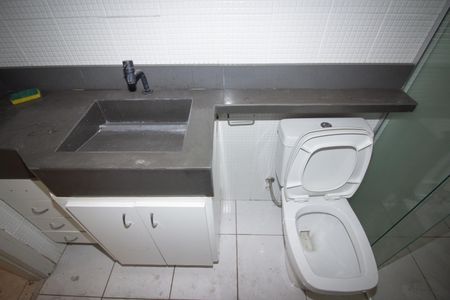 Casa de condomínio para alugar com 120m², 3 quartos e 2 vagasBanheiro da Suíte