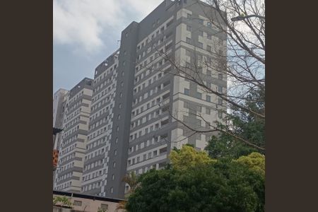 Fachada de apartamento para alugar com 1 quarto, 17m² em Jardim Jaragua (Sao Domingos), São Paulo