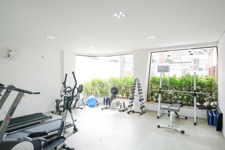 Apartamento à venda com 242m², 4 quartos e 2 vagasAcademia