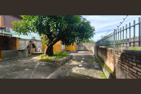 Casa para alugar com 102m², 4 quartos e 4 vagas Casa para alugar com 102m², 4 quartos e 4 vagasÁrea externa