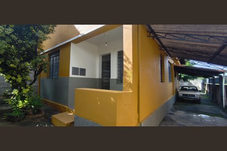 Casa para alugar com 102m², 4 quartos e 4 vagas Casa para alugar com 102m², 4 quartos e 4 vagasÁrea externa