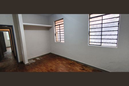 Sala de casa para alugar com 4 quartos, 102m² em Esplanada, Belo Horizonte
