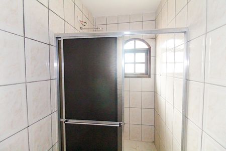 Banheiro da Suíte de casa para alugar com 2 quartos, 125m² em Lageado, Ferraz de Vasconcelos