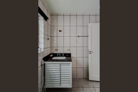 Apartamento para alugar com 67m², 2 quartos e sem vagaBanheiro