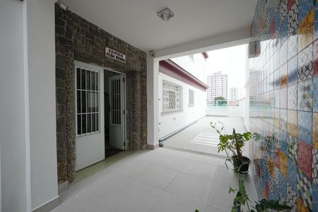 Apartamento para alugar com 67m², 2 quartos e sem vagaEntrada