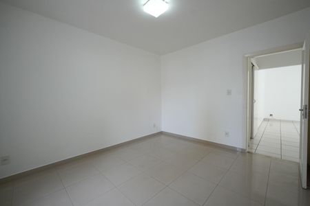 Apartamento para alugar com 67m², 2 quartos e sem vagaQuarto 2