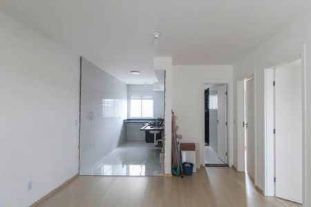 Sala de apartamento para alugar com 2 quartos, 49m² em Jardim da Laranjeira (zona Leste), São Paulo