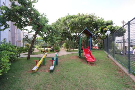 Apartamento à venda com 42m², 2 quartos e 1 vagaÁrea comum - Playground