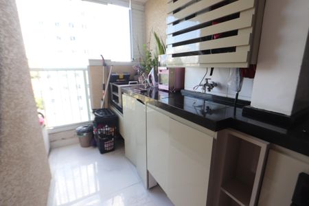 Apartamento à venda com 42m², 2 quartos e 1 vagaÁrea de Serviço
