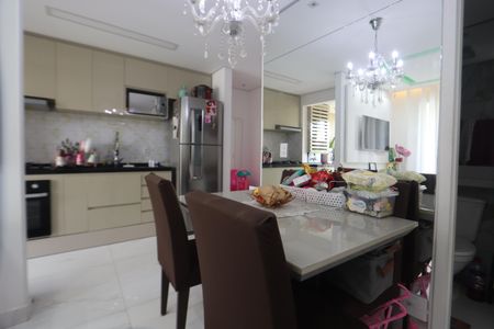 Sala de apartamento à venda com 2 quartos, 42m² em Sítio da Figueira, São Paulo