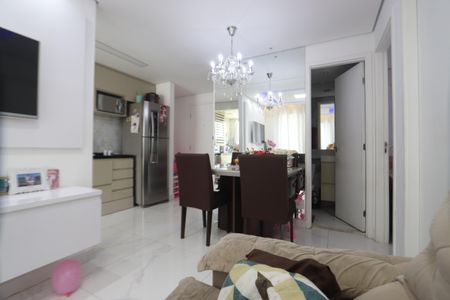 Sala de apartamento à venda com 2 quartos, 42m² em Sítio da Figueira, São Paulo