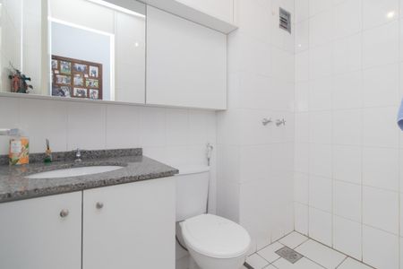 Apartamento à venda com 67m², 3 quartos e 1 vaga Apartamento à venda com 67m², 3 quartos e 1 vagaBanheiro