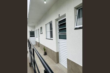 Área externa de kitnet/studio para alugar com 1 quarto, 17m² em Vila Caputera, Mogi das Cruzes