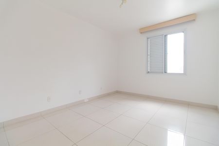 Quarto 2 de apartamento para alugar com 2 quartos, 67m² em Cambuci, São Paulo