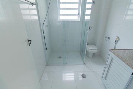 Apartamento para alugar com 67m², 2 quartos e sem vagaBanheiro