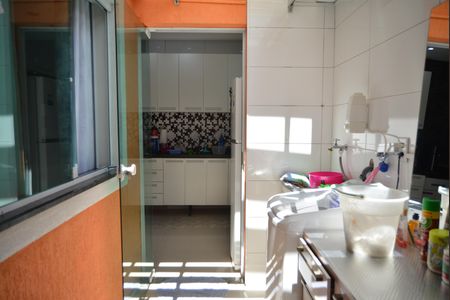 Apartamento para alugar com 72m², 2 quartos e 1 vagaÁrea de Serviço