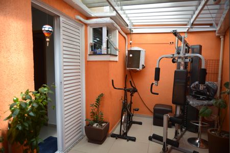 Apartamento para alugar com 72m², 2 quartos e 1 vagaSacada